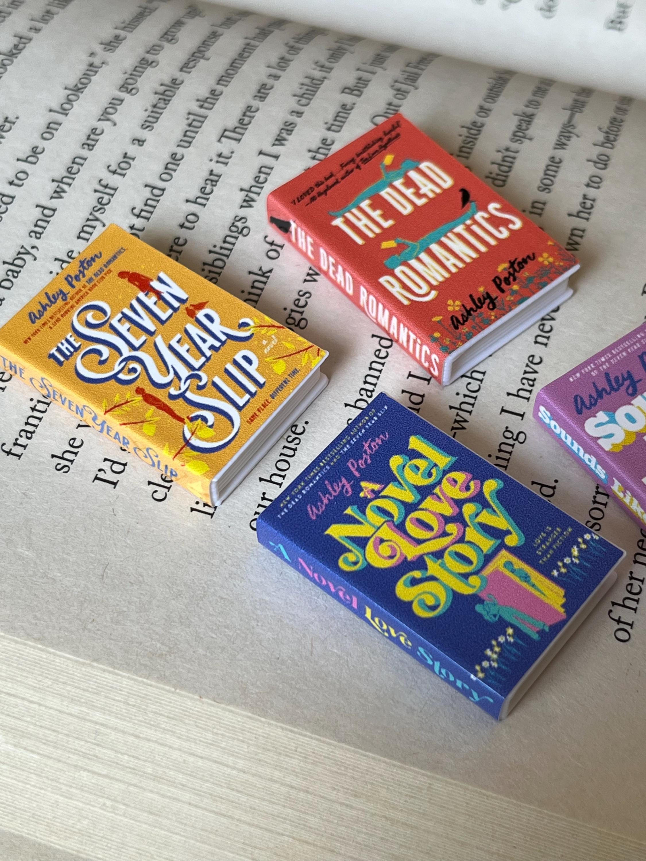 Mini Magnet Ashley Poston Books (set of 4 mini books)