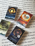 Mini Magnet Divergent Books (set of 4 mini books)