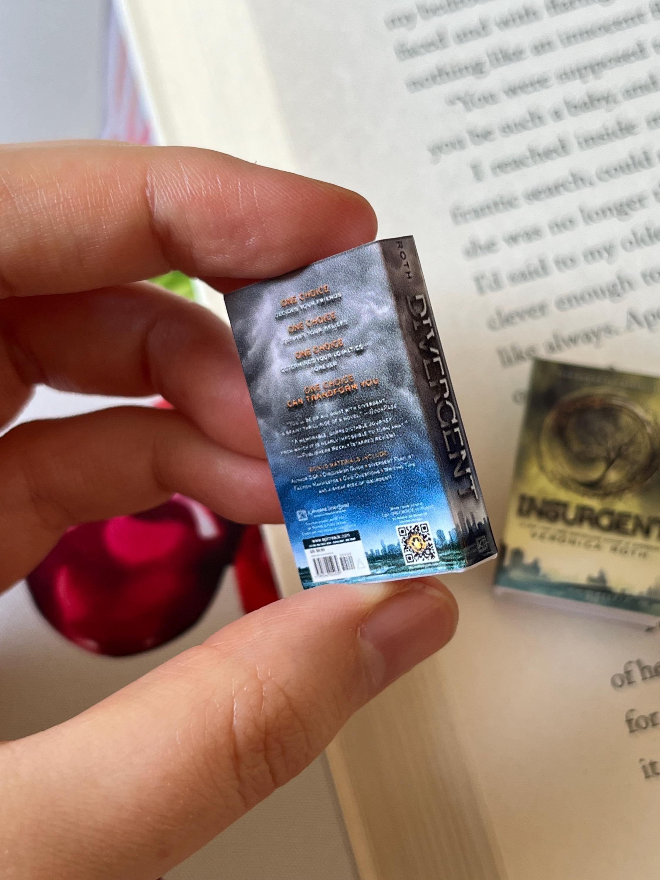 Mini Divergent Books (set of 4 mini books)