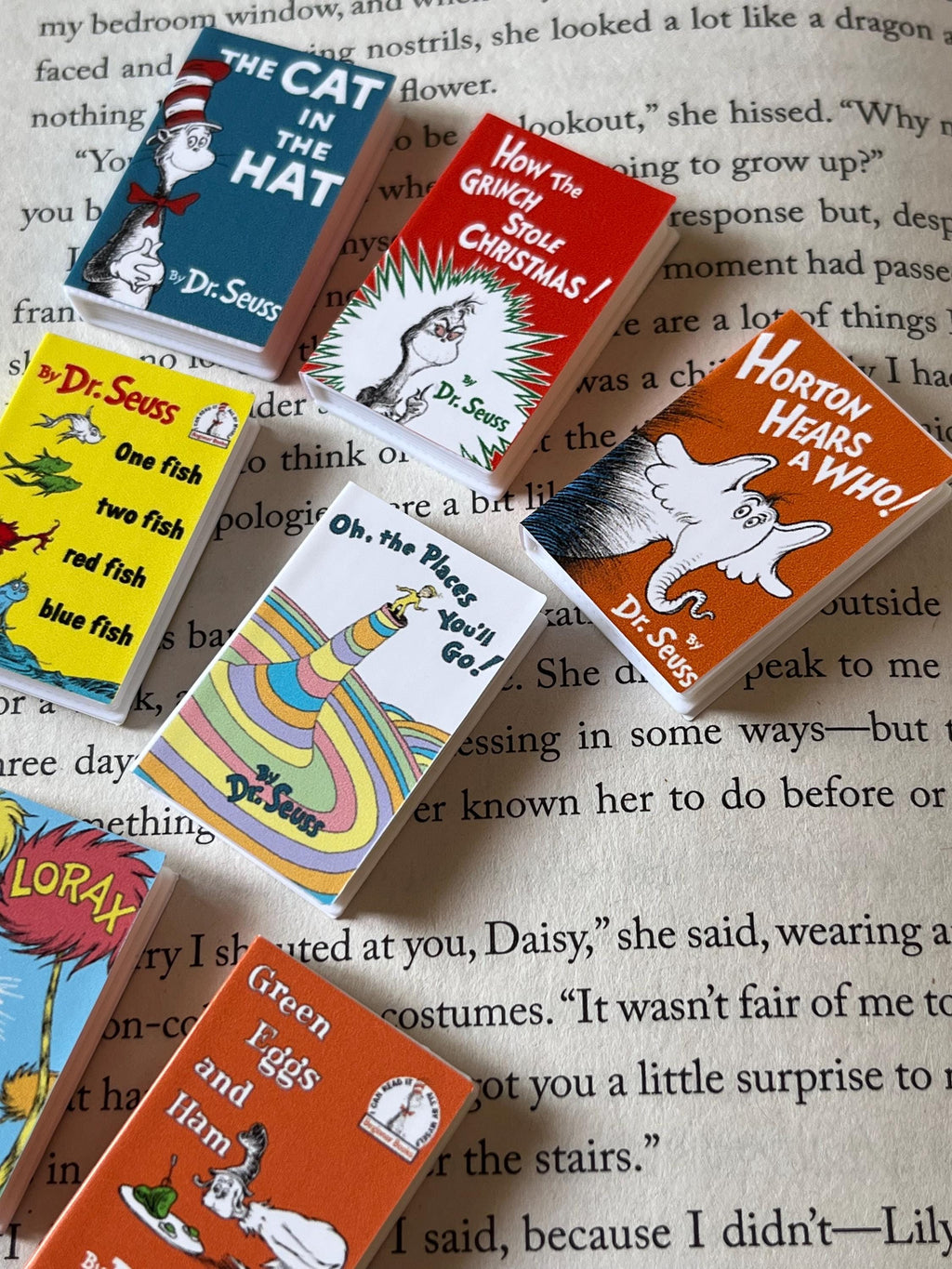 Mini Dr. Suess Books (set of 7 mini books)