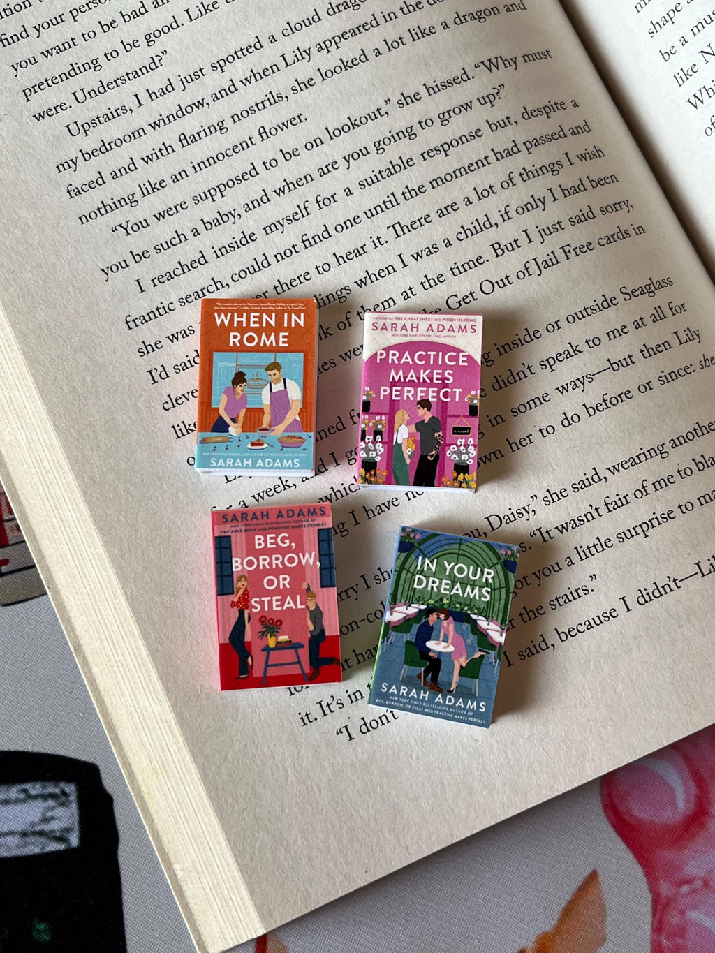 Mini Magnet When in Rome Books (set of 4 mini books)