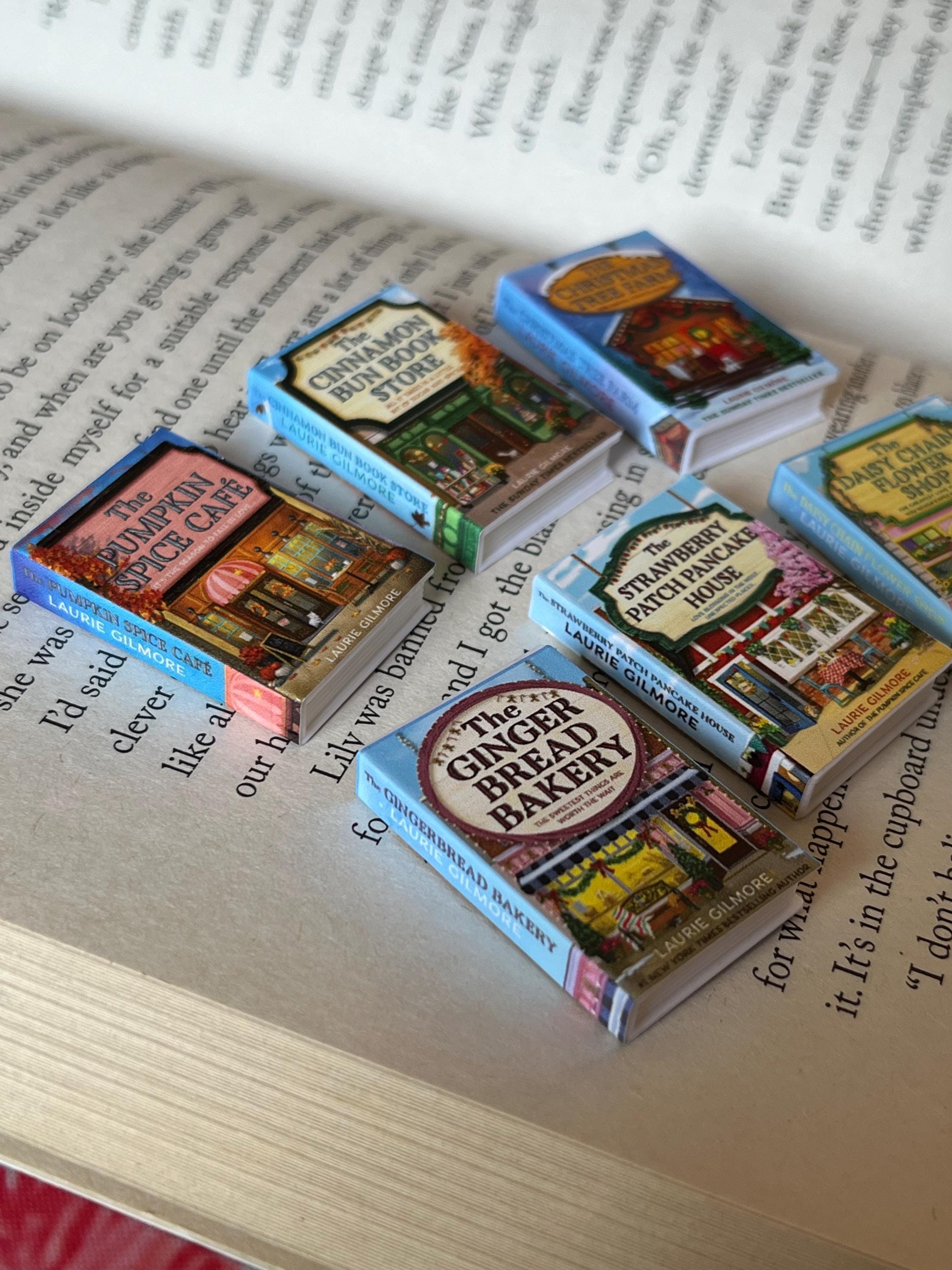 Mini Magnet Dream Harbour Books (set of 6 mini books)