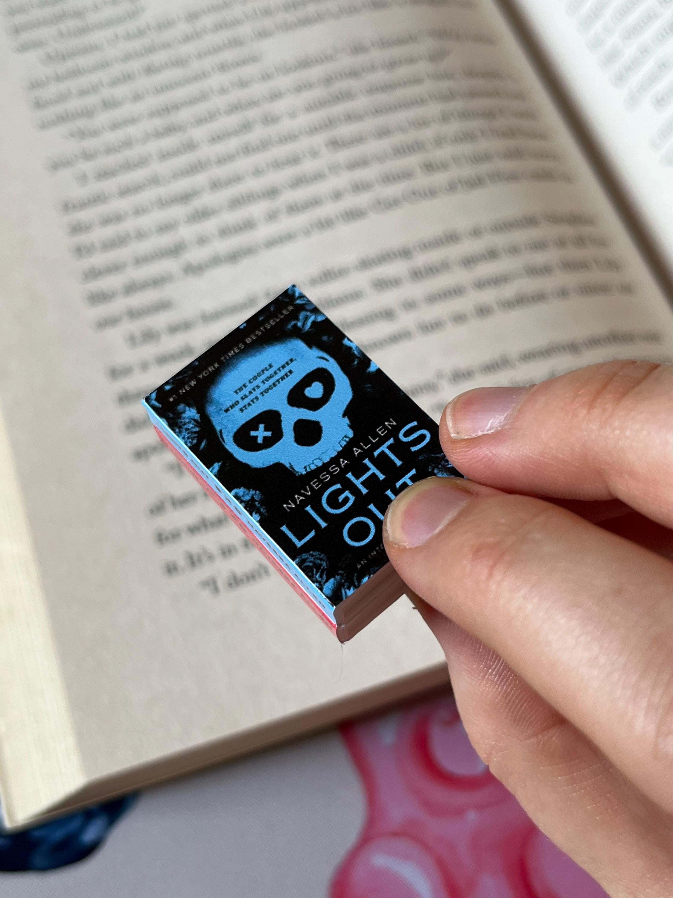 Mini Magnet Lights Out Books (set of 2 mini books)