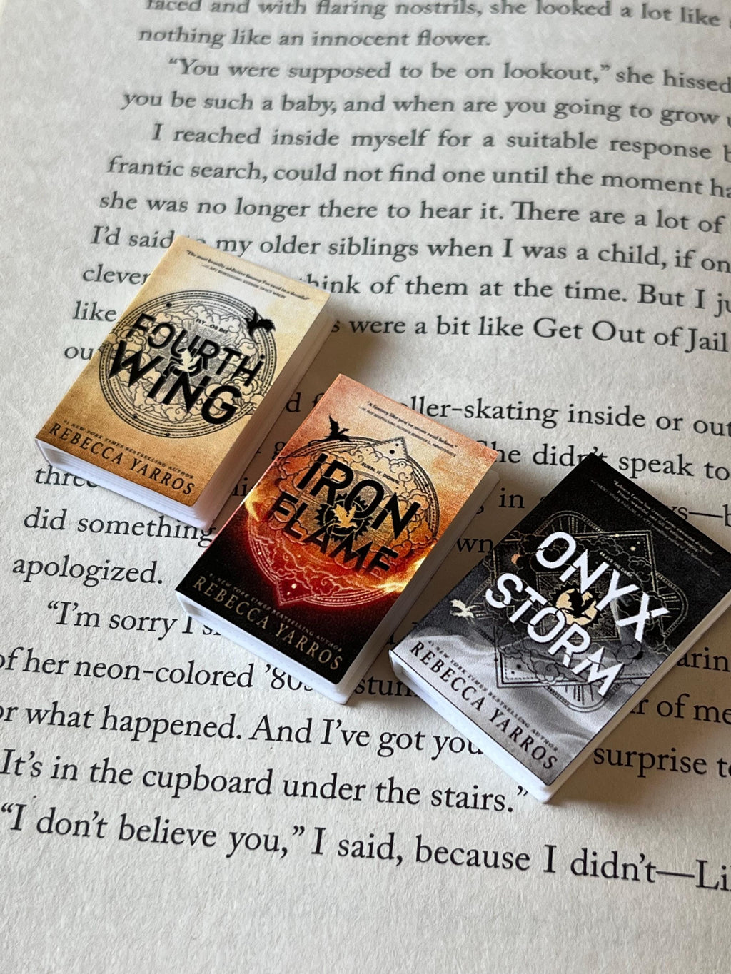 Mini Magnet Fourth Wing Books (set of 3 mini books)