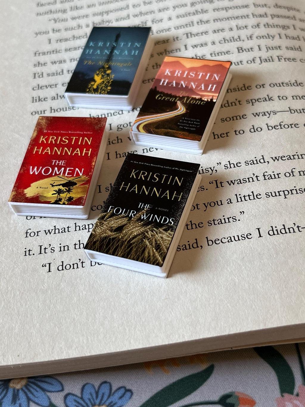 Mini Magnet Kristin Hannah Books (set of 4 mini books)