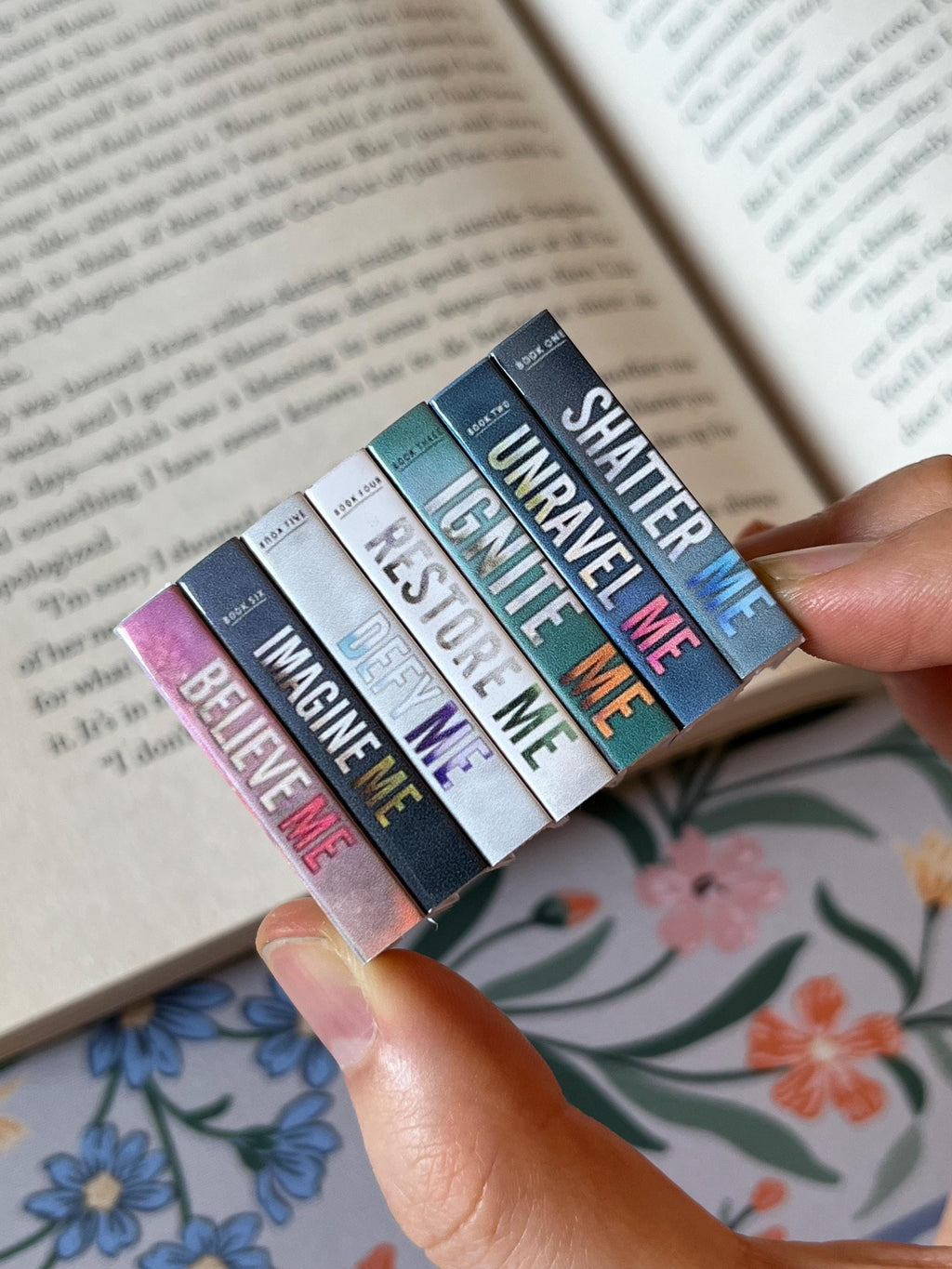 Mini Shatter Me Books (set of 7 mini books)