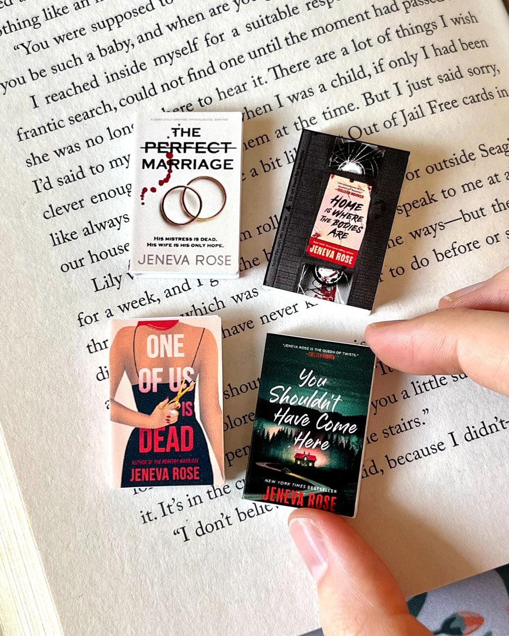 Mini Magnet Jeneva Rose Books (set of 4 mini books)