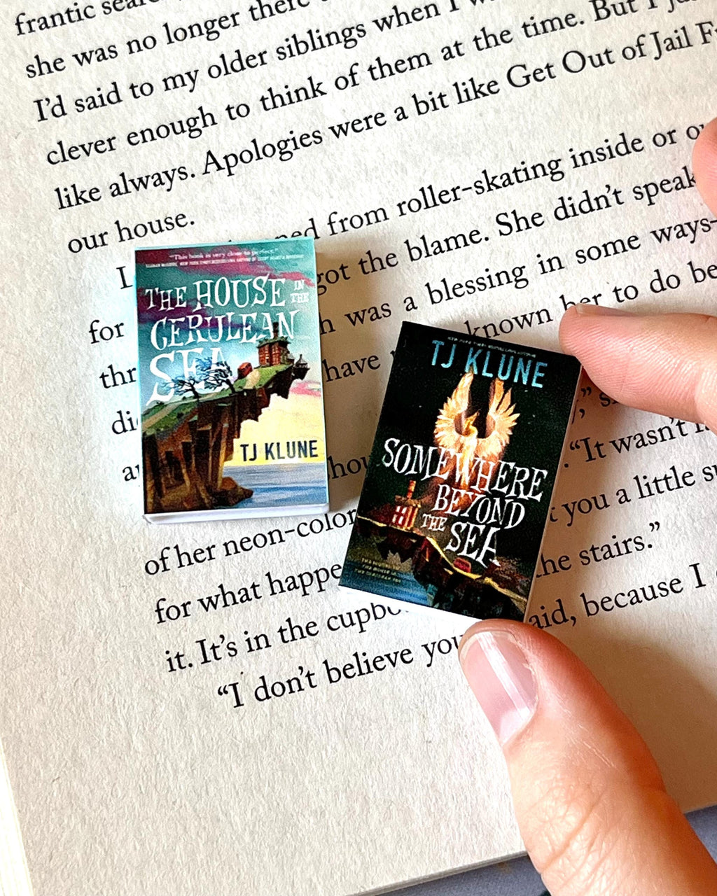 Mini Magnet The House in the Cerulean Sea Books (set of 2 mini books)