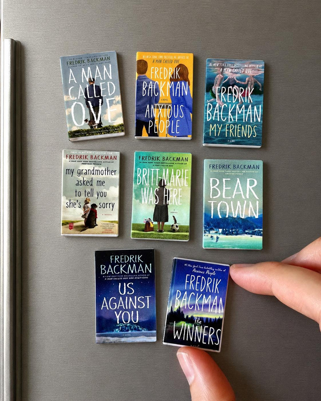 Mini Magnet Fredrik Backman Books (set of 8 mini books)