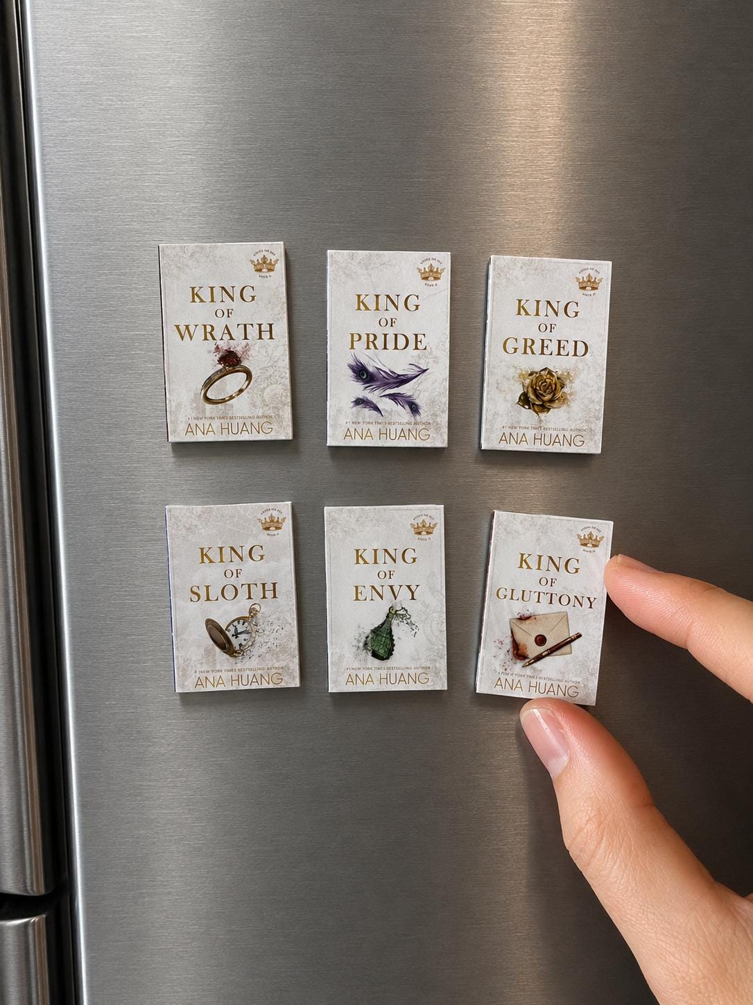 Mini Magnet Kings of Sin Books (set of 6 mini books)