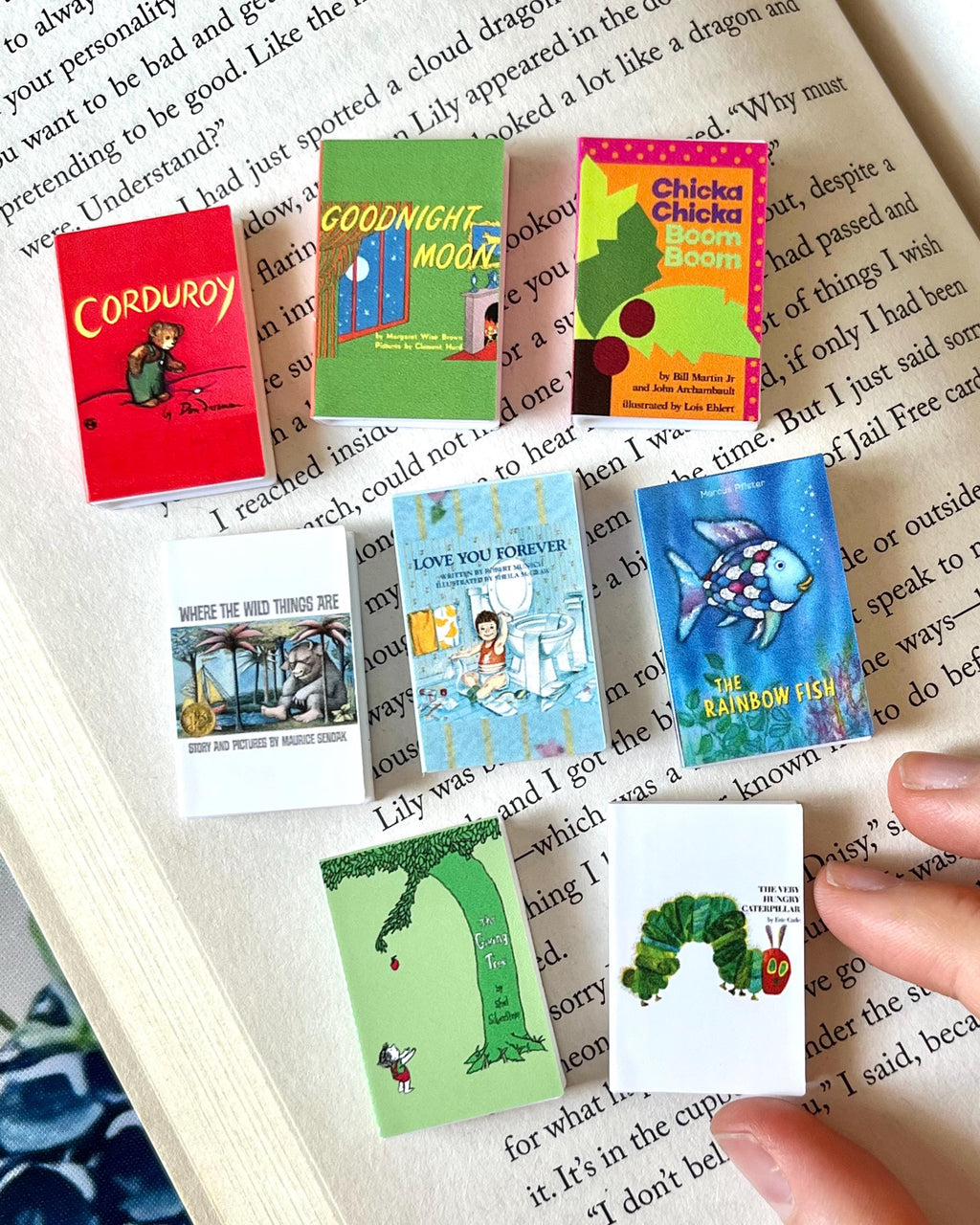 Mini Magnet Children's Books (set of 8 mini books)