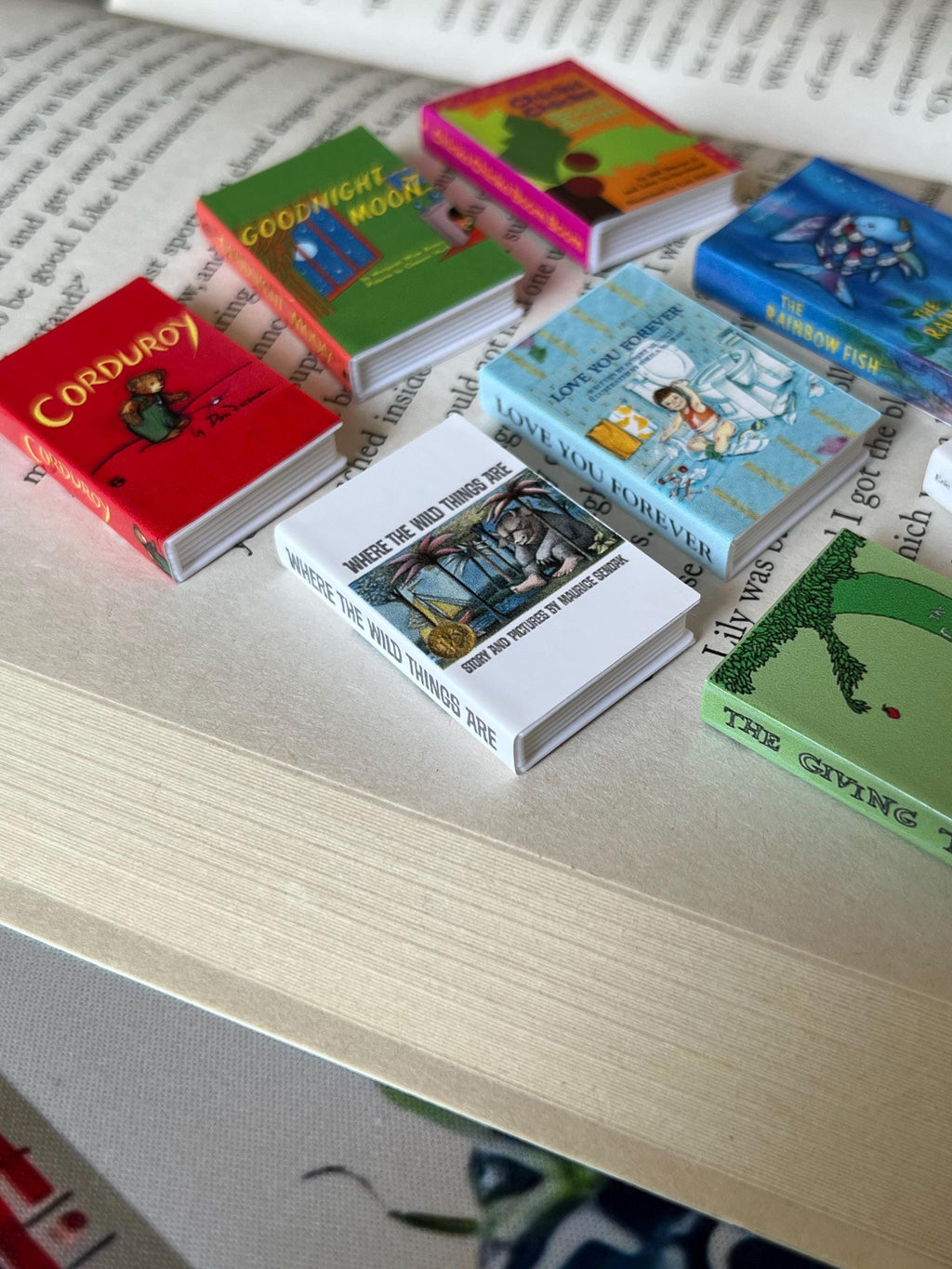 Mini Magnet Children's Books (set of 8 mini books)