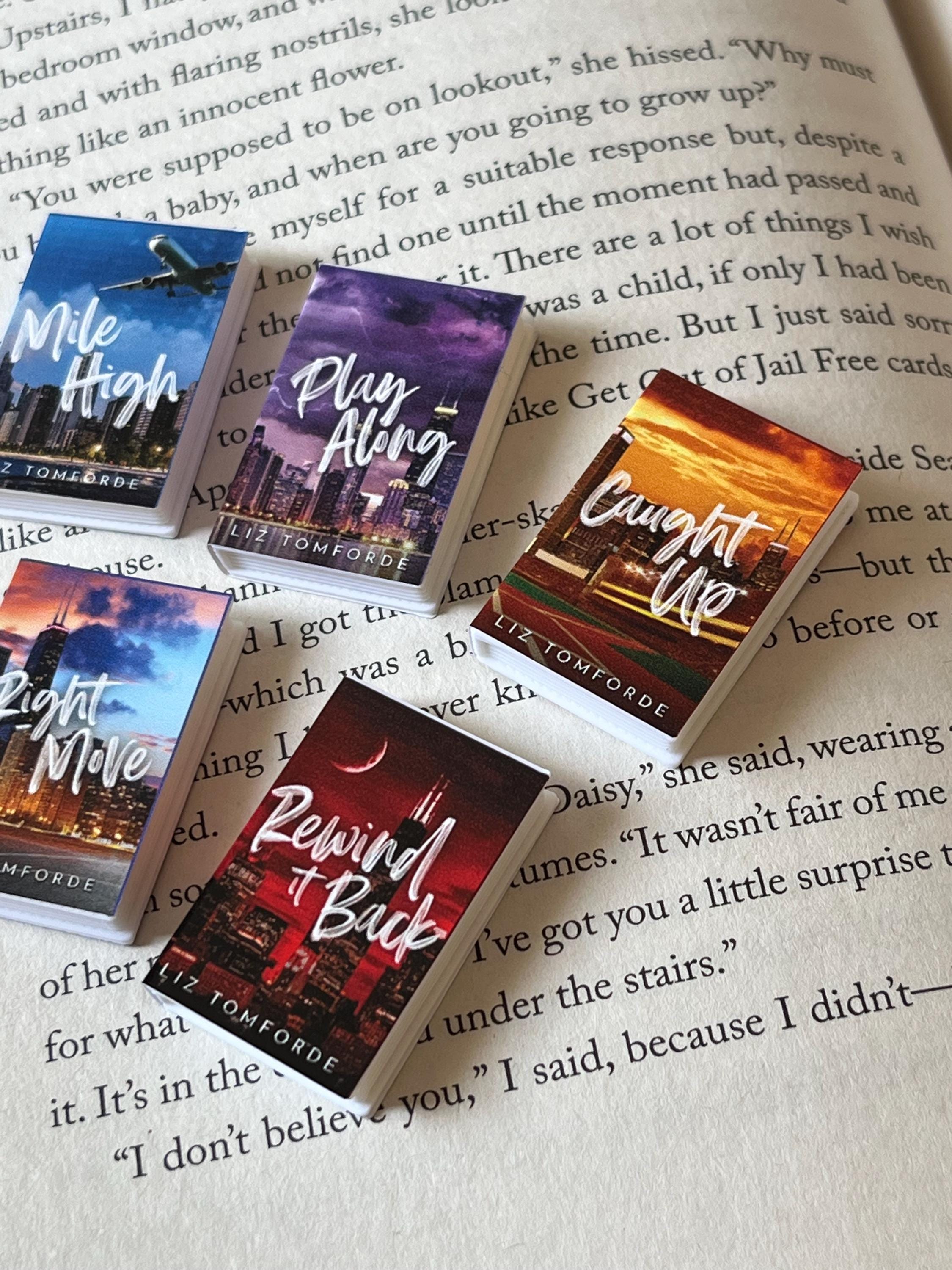 Mini Magnet Windy City Books (set of 5 mini books)