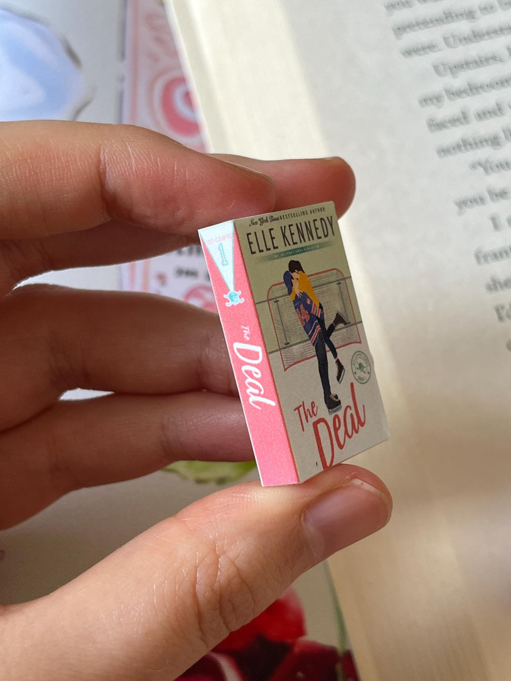 Mini Off Campus Books (set of 5 mini books)