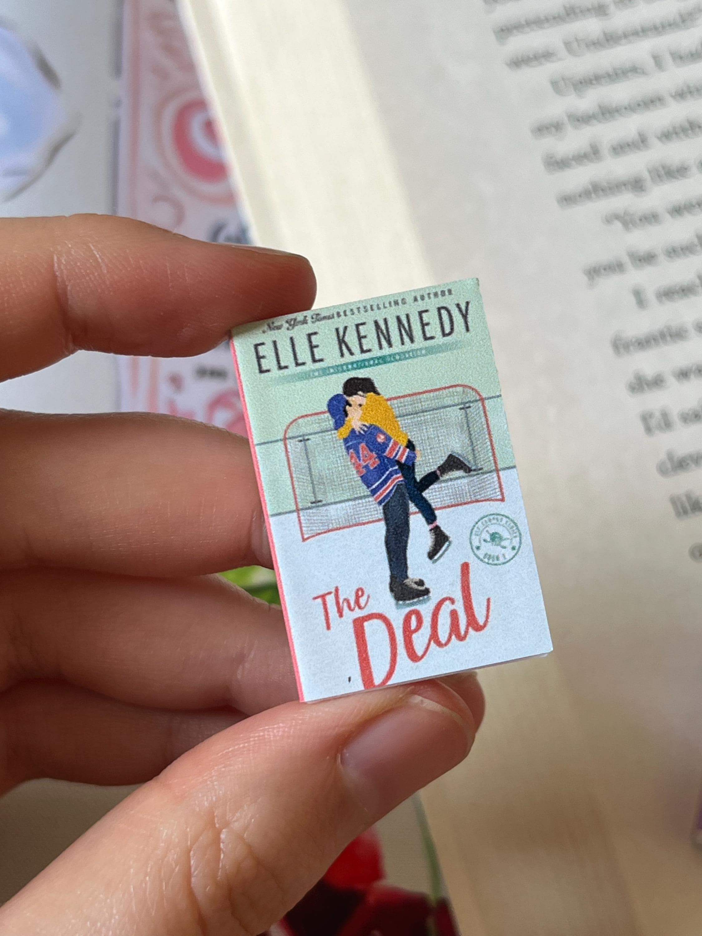 Mini Magnet Off Campus Books (set of 5 mini books)