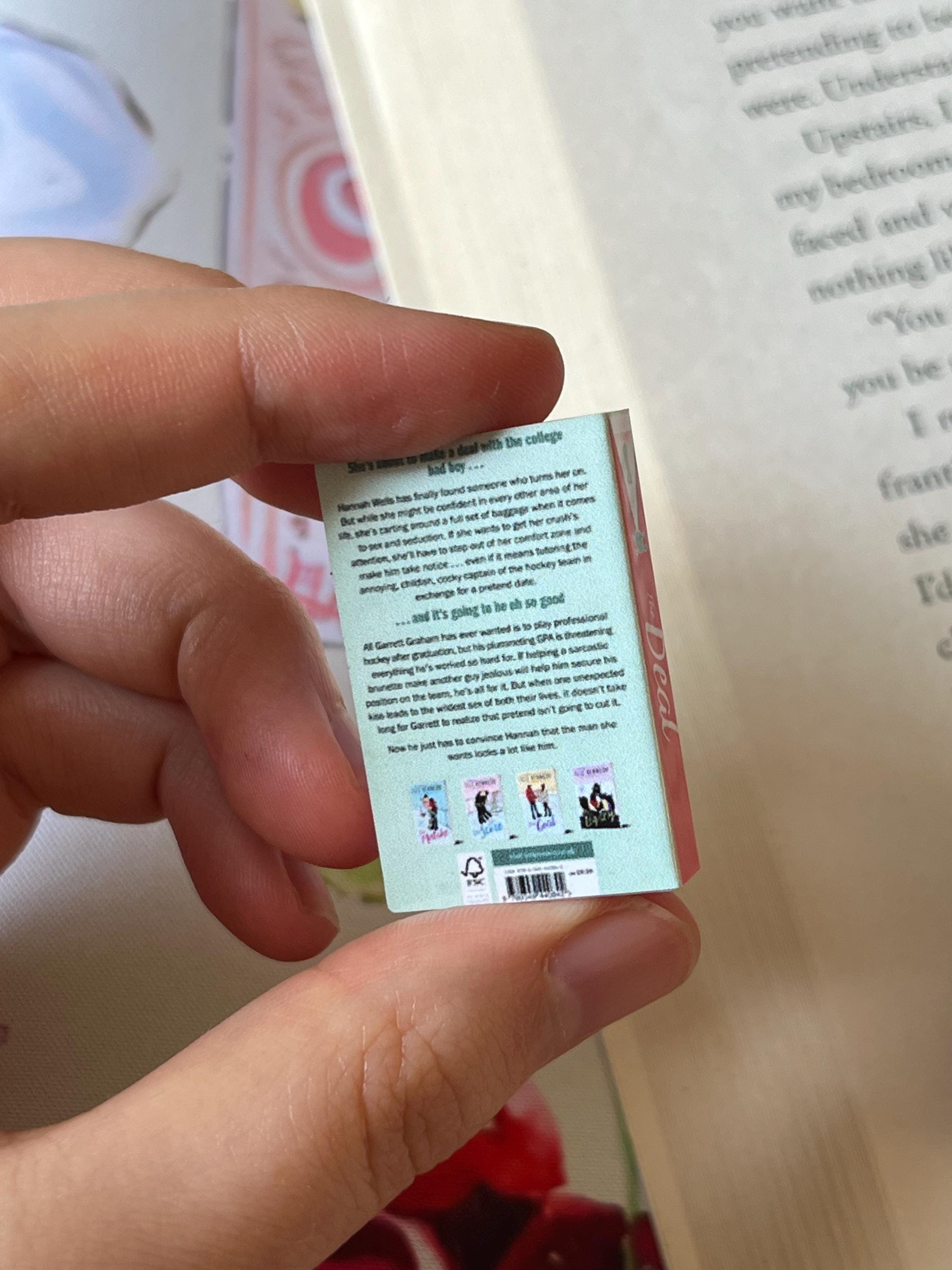 Mini Magnet Off Campus Books (set of 5 mini books)