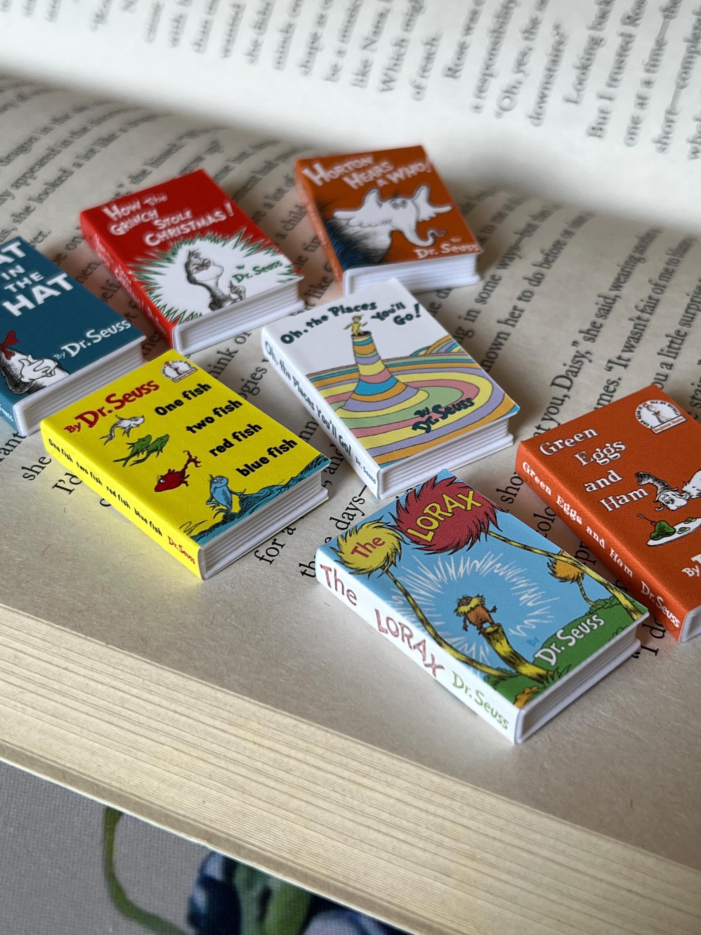 Mini Dr. Suess Books (set of 7 mini books)
