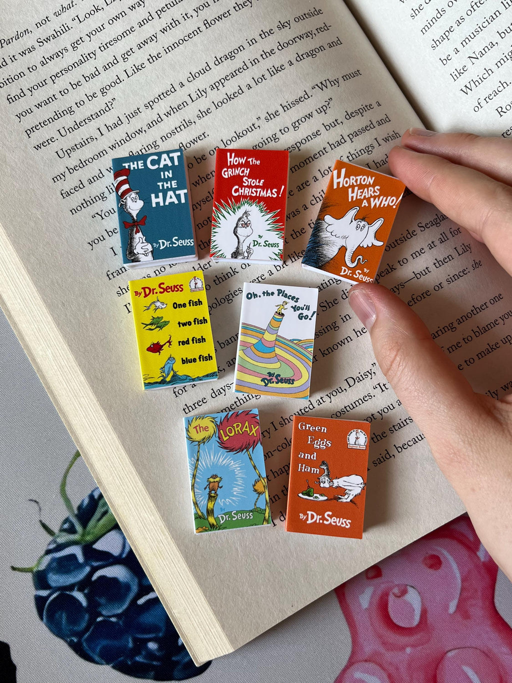 Mini Dr. Suess Books (set of 7 mini books)