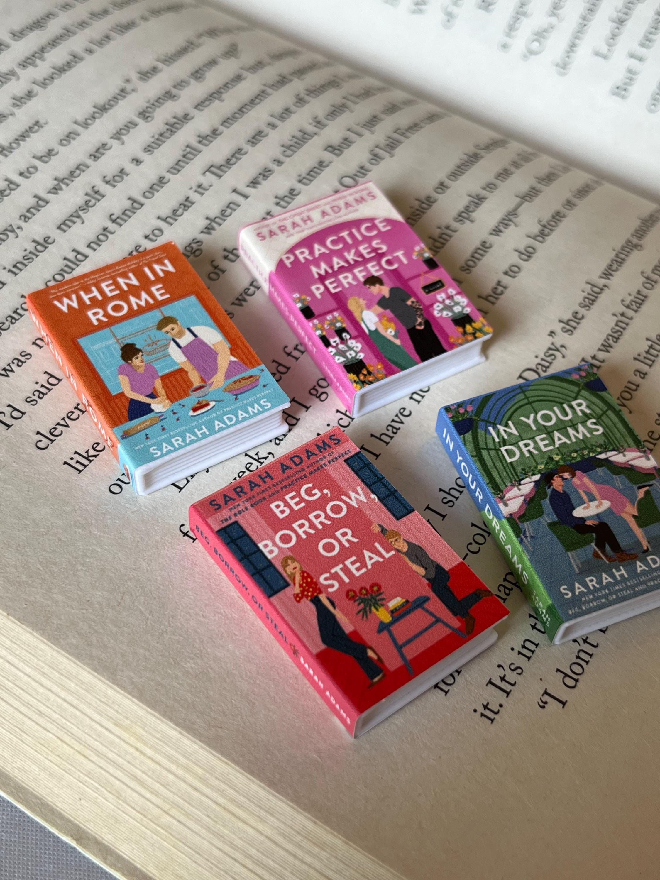 Mini Magnet When in Rome Books (set of 4 mini books)