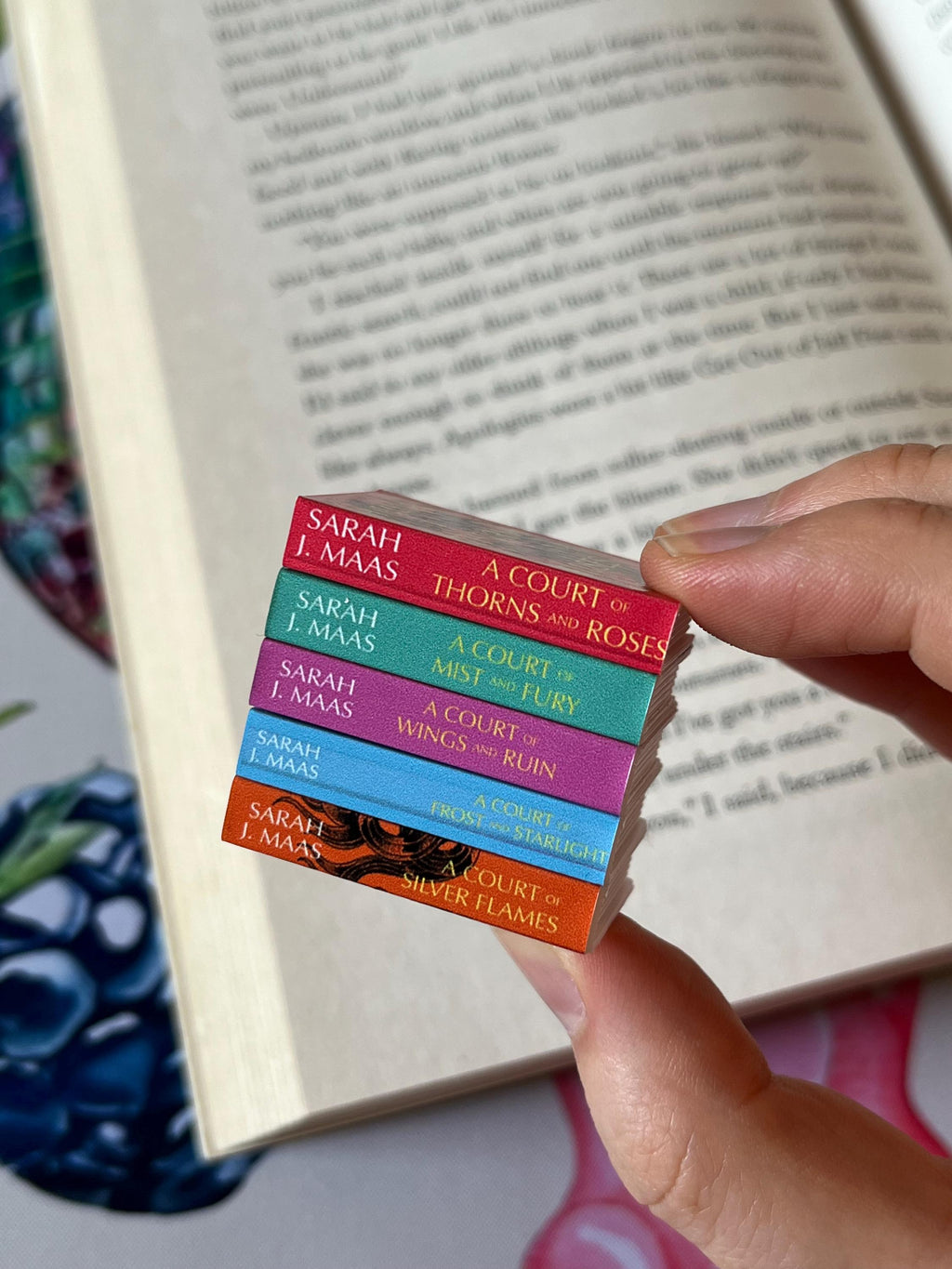 Mini Magnet Fantasy Books (set of 5 mini books)