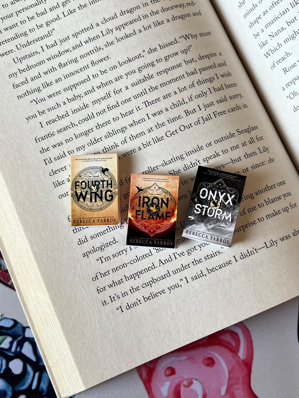 Mini Magnet Fourth Wing Books (set of 3 mini books)