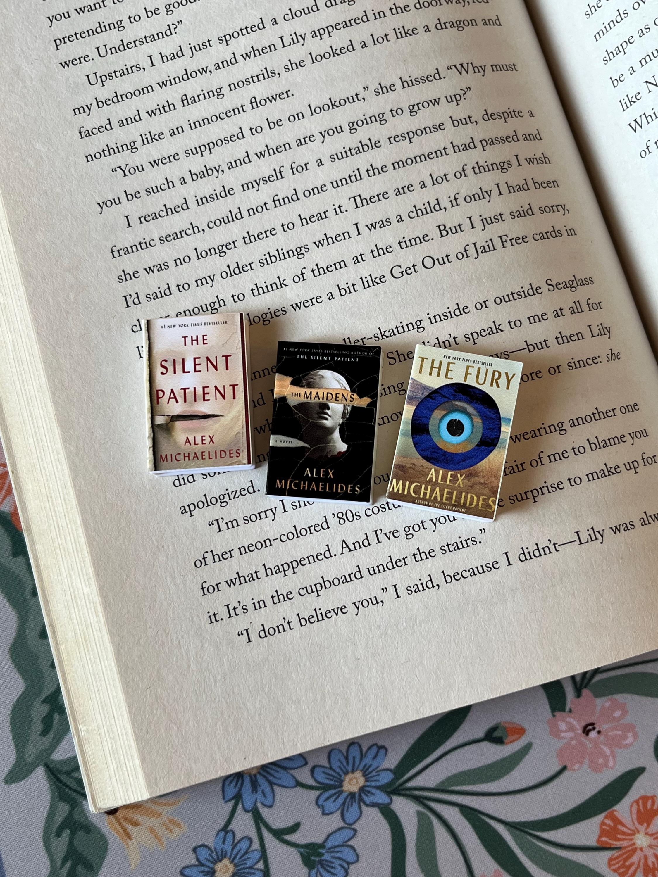 Mini Alex Michaelides Books (set of 3 mini books)