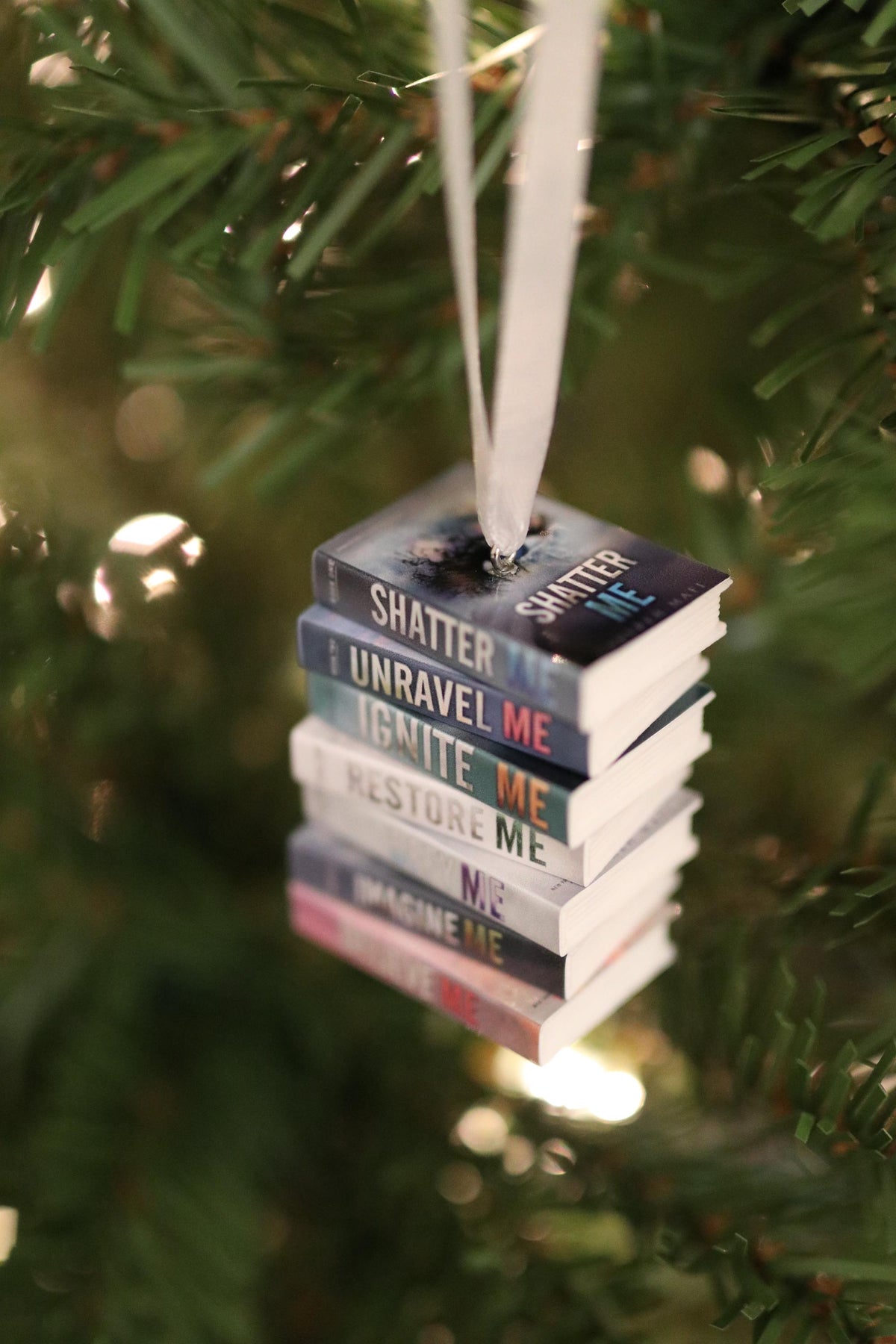 Shatter Me Mini Book Ornament