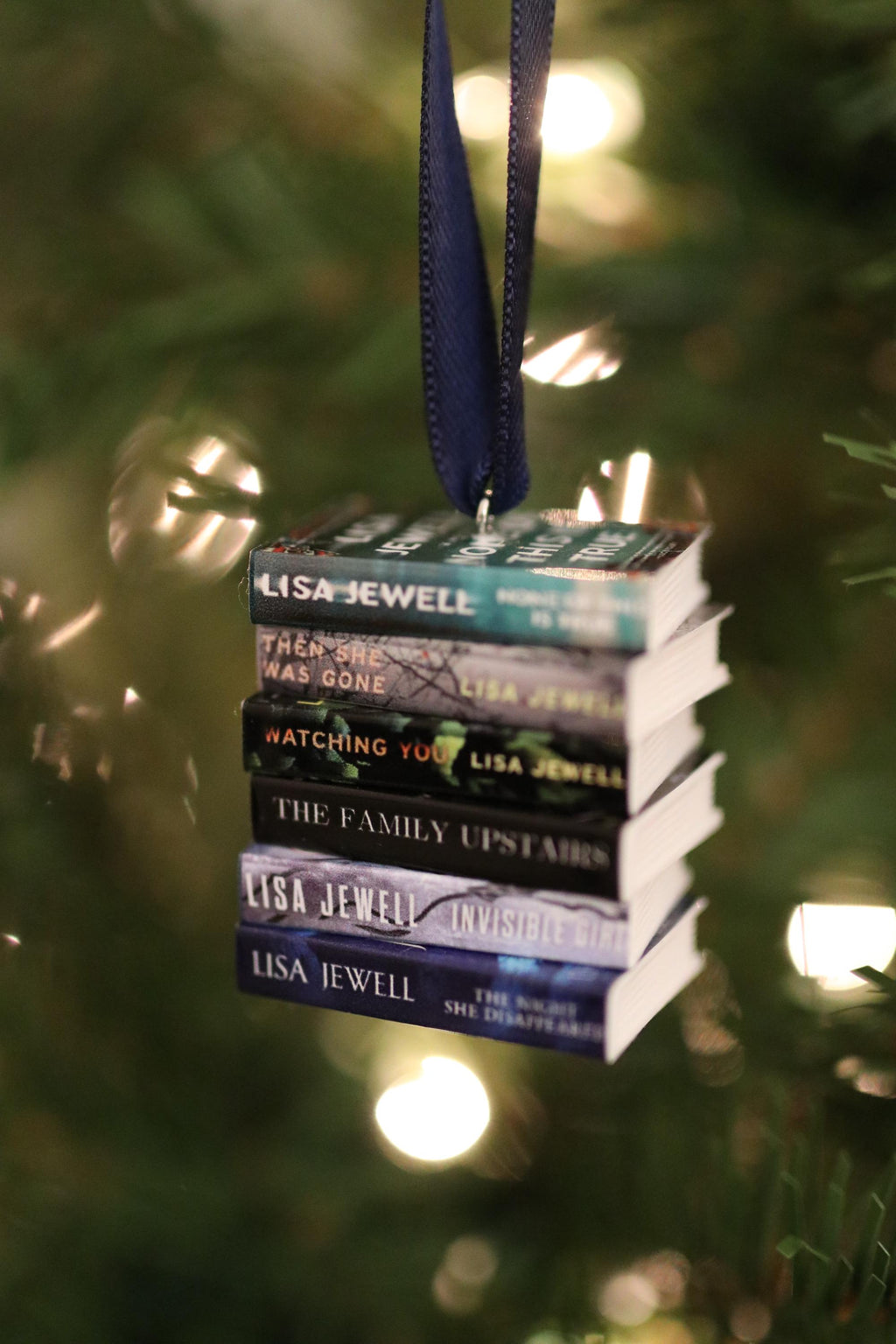 Lisa Jewell Mini Book Ornament