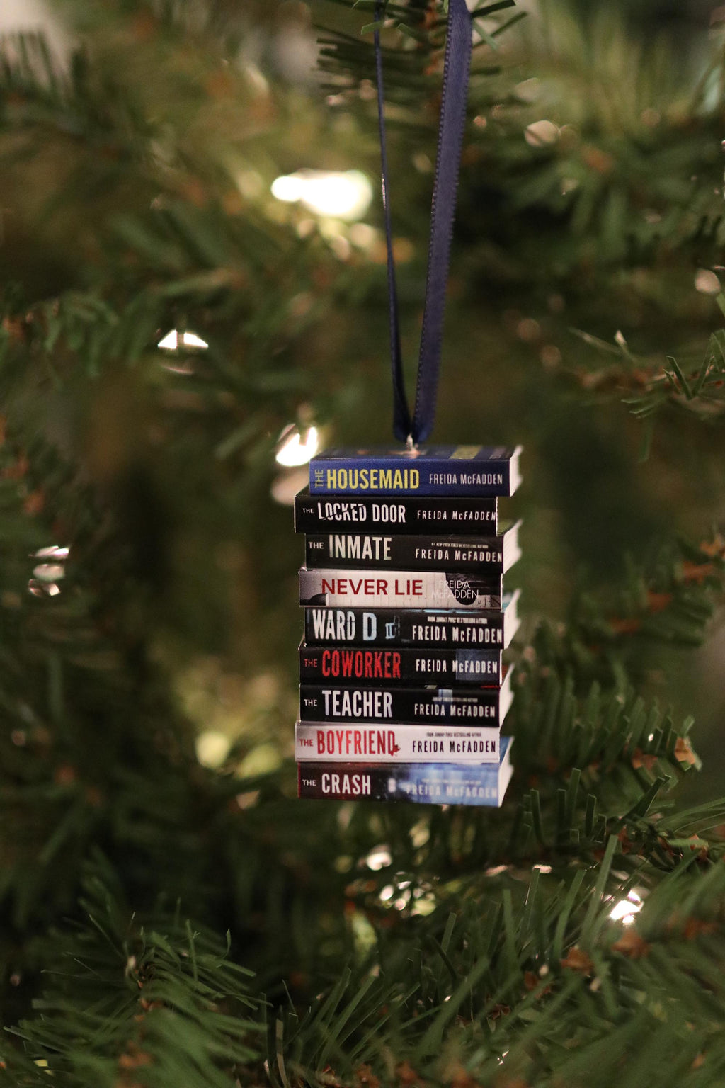 Freida McFadden Mini Book Ornament
