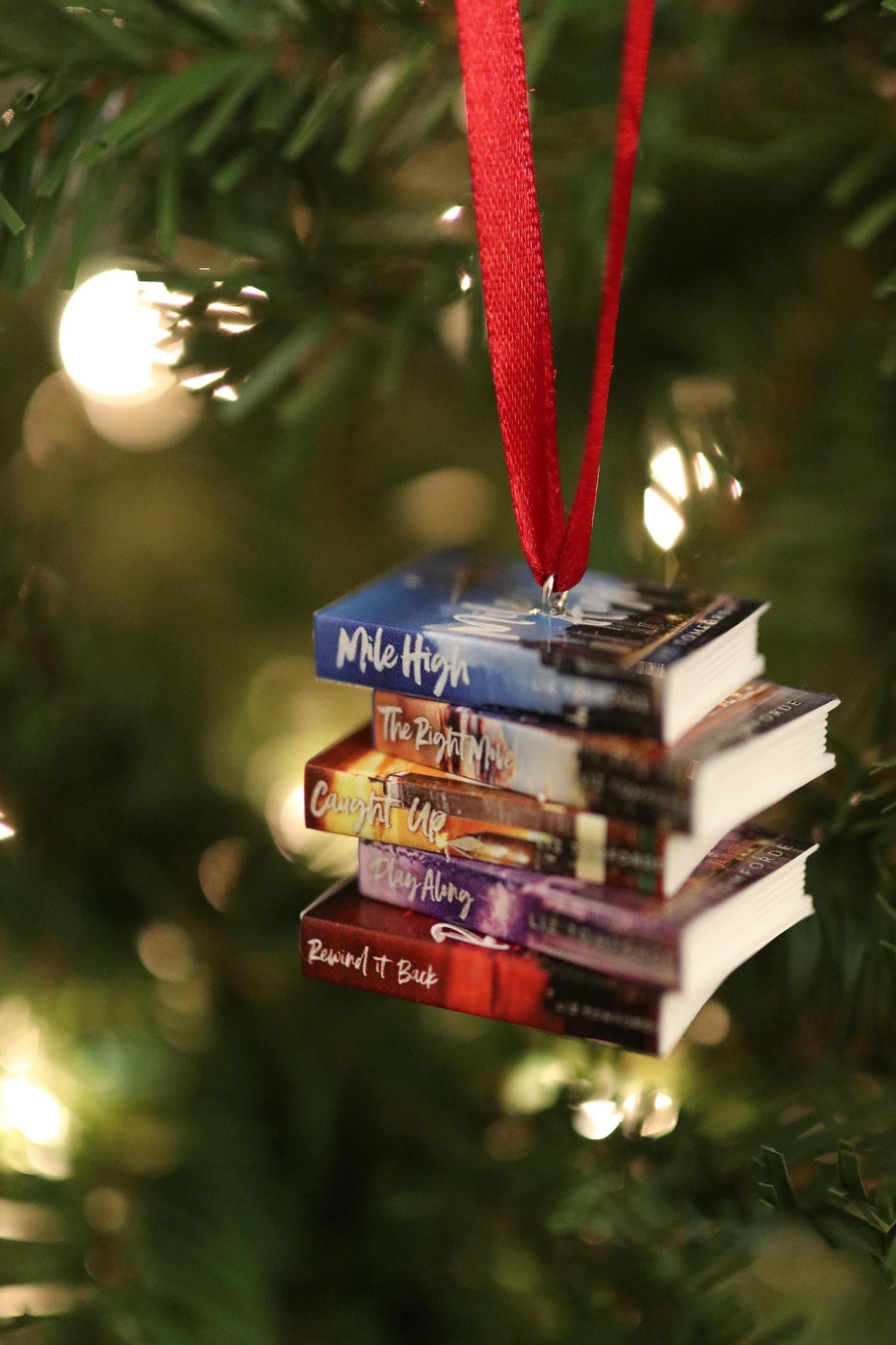 Windy City Mini Book Ornament