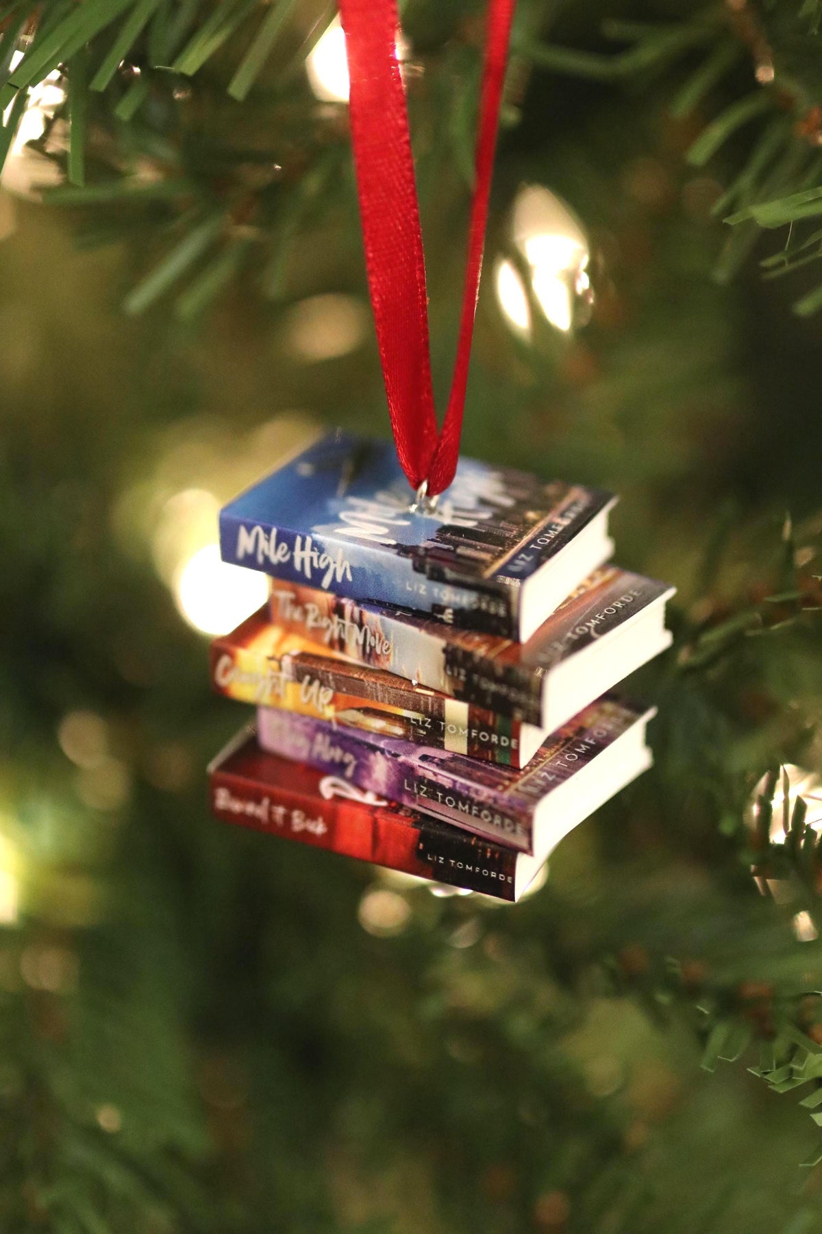 Windy City Mini Book Ornament