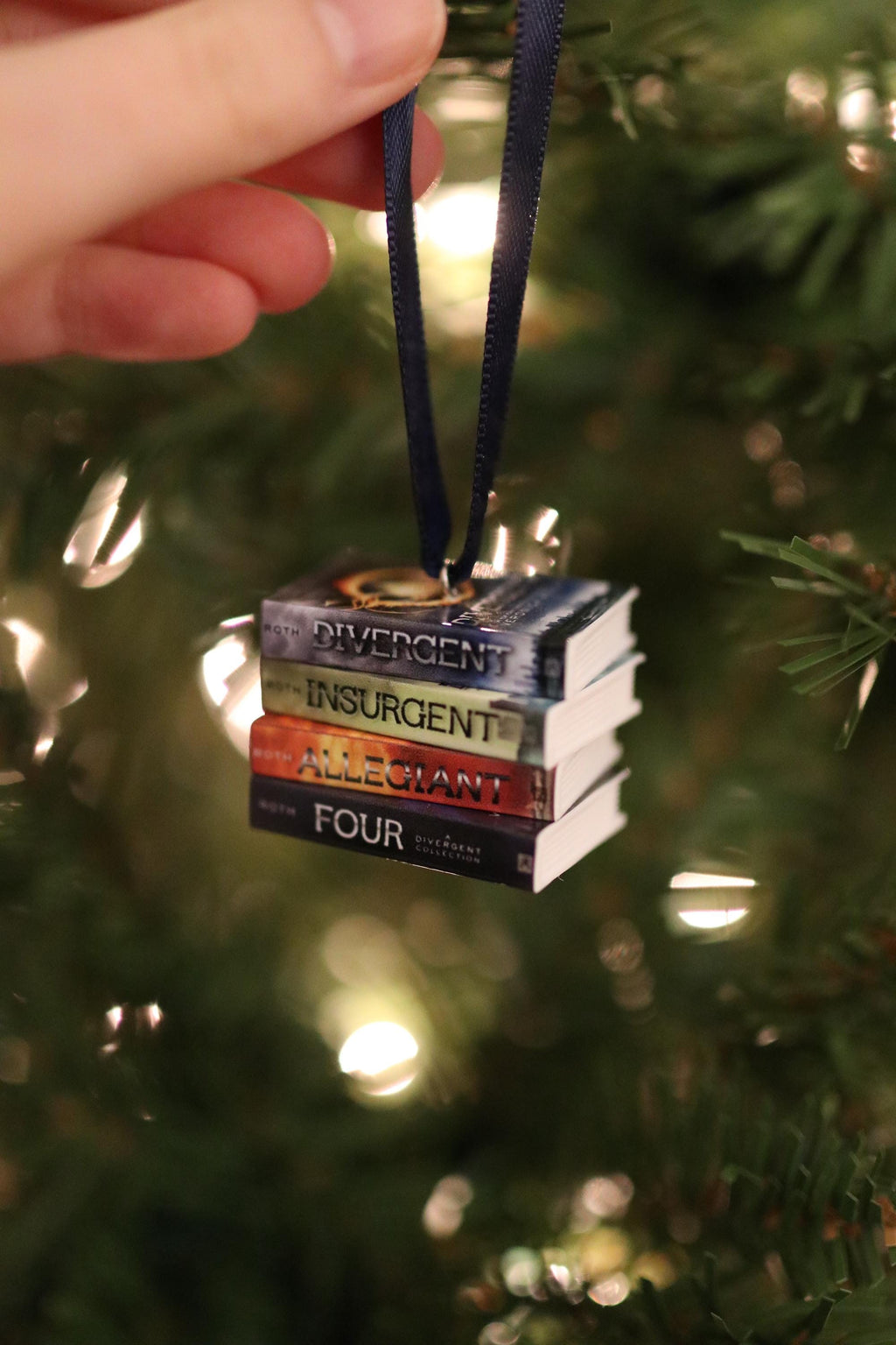 Divergent Mini Book Ornament
