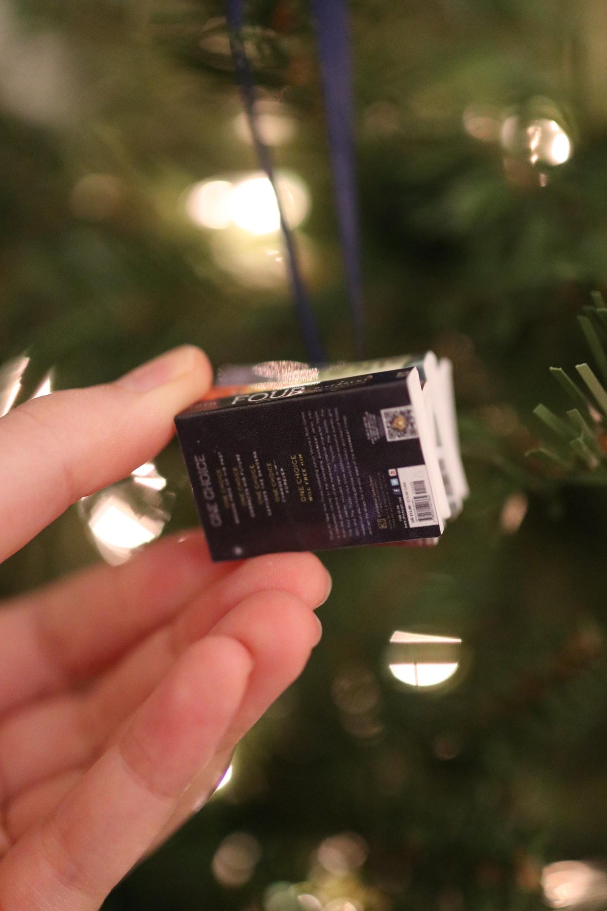 Divergent Mini Book Ornament