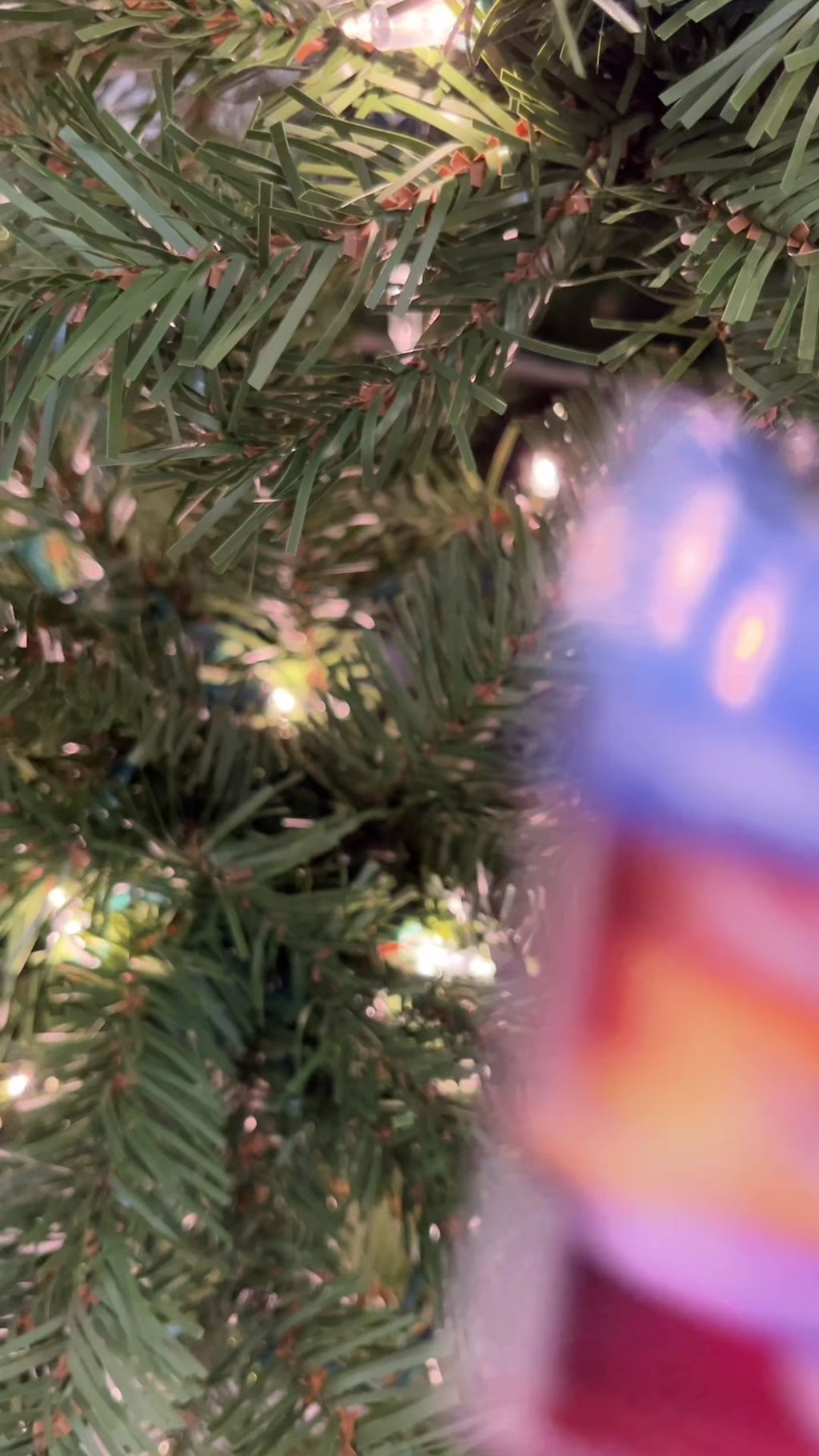 Windy City Mini Book Ornament